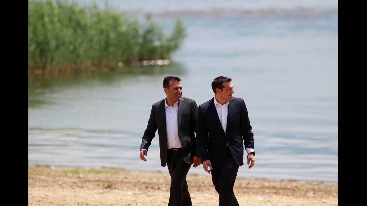 Επιστροφή στο παρελθόν