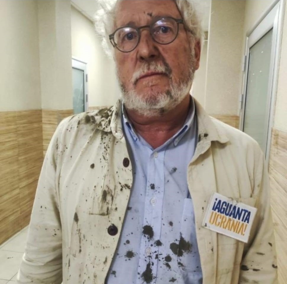 Έκτορ Αμπάδ Φασιολίνσε: μάρτυρας εγκλήματος στην Ουκρανία