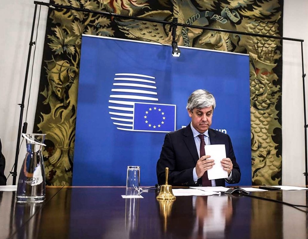 Ευκολίες για το ευρωομόλογο