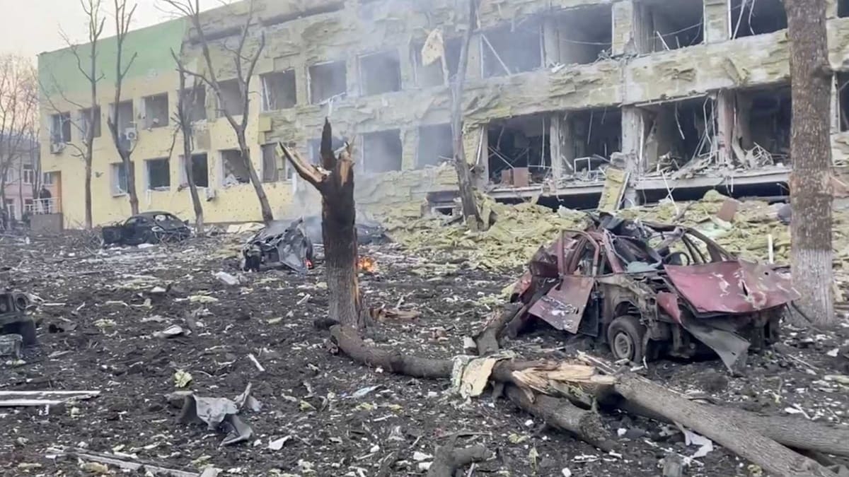 Το συνταγματικό εμπόδιο για μια ρωσο-ουκρανική εκεχειρία