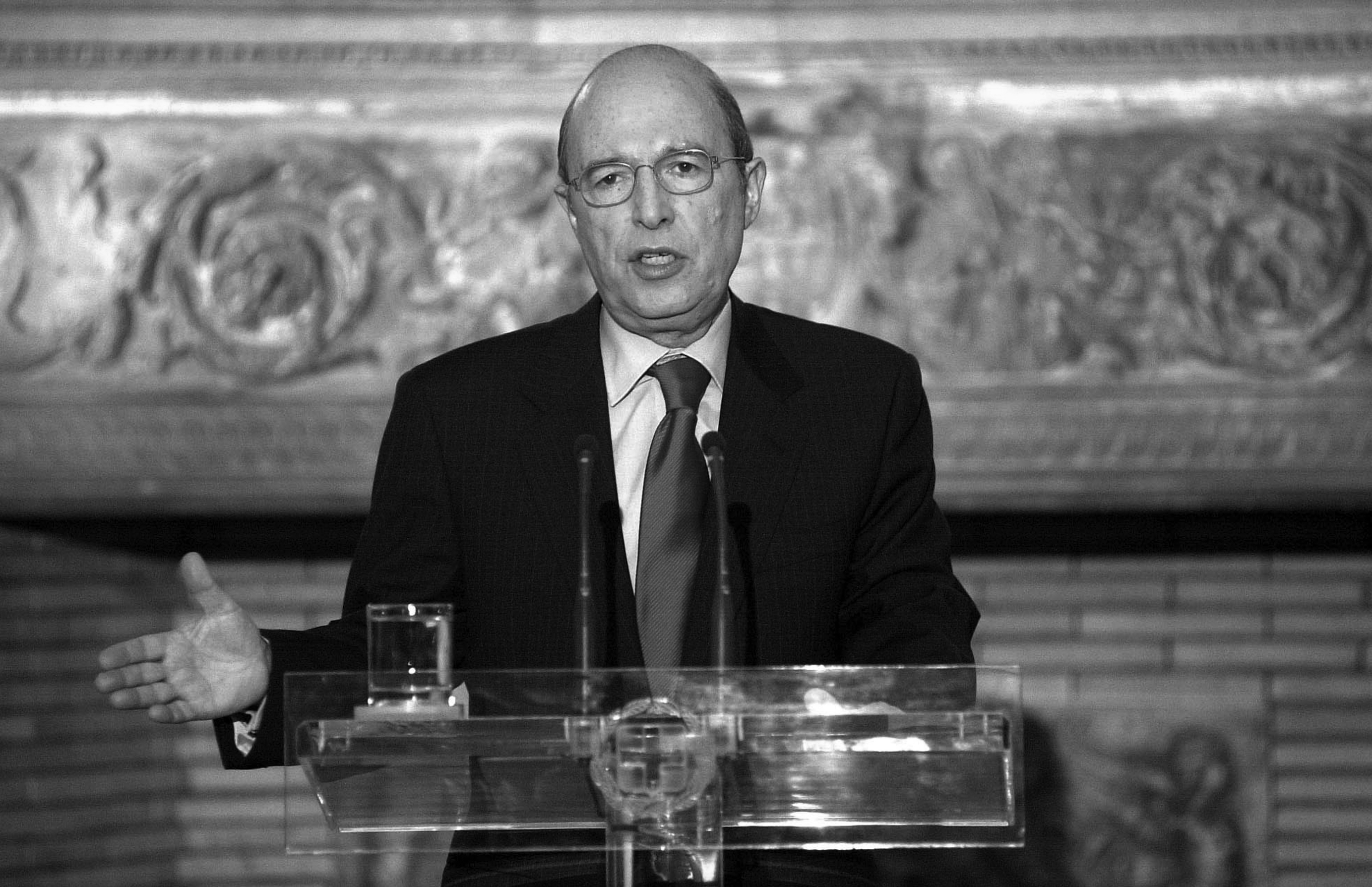 Κώστας Σημίτης (1936-2025): τεράστια η συμβολή του στη σύγχρονη, ευρωπαϊκή Ελλάδα