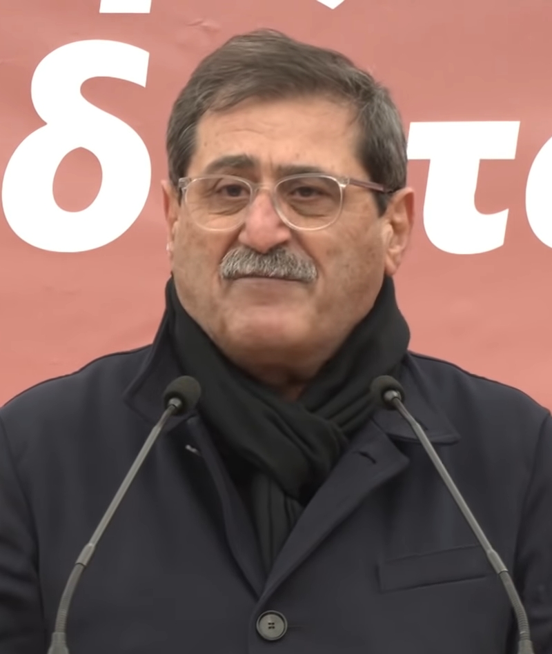 Η πολιτική στην πύρινη ζώνη