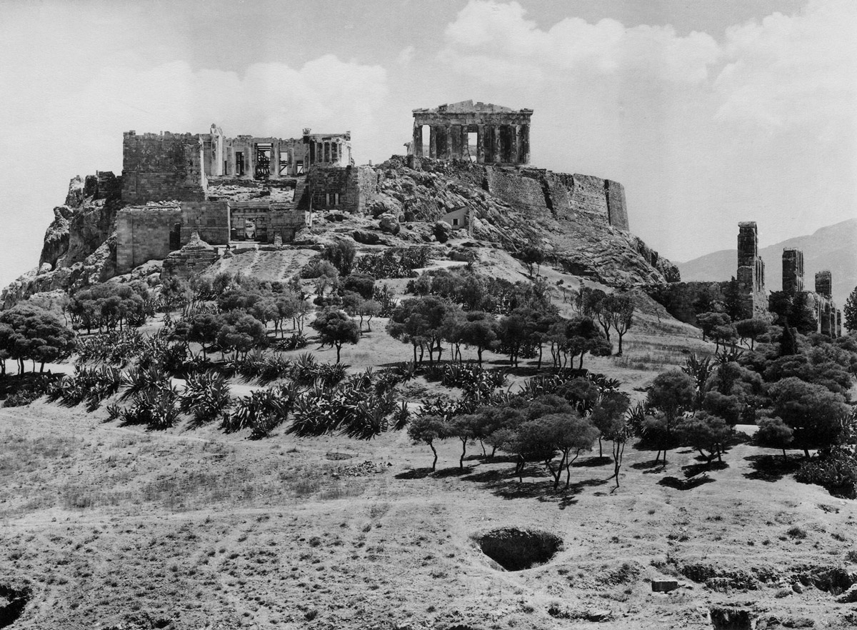 Πεθαίνοντας (κατακαλόκαιρο) στην Αθήνα