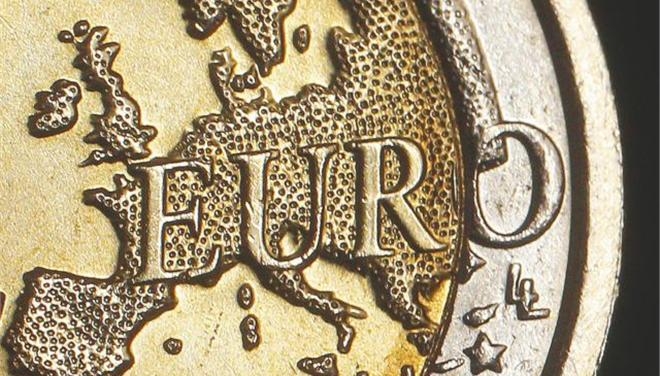 Έξοδος από την κρίση – ένα πακέτο δρόμος (editorial, τχ. 49)