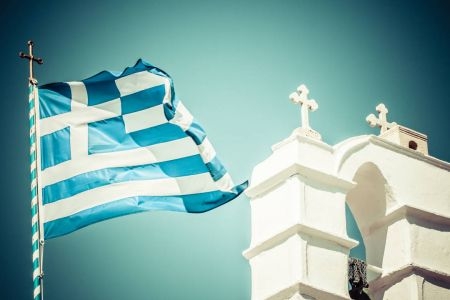 Οι Γάλλοι σκότωσαν το Θεό. Εμείς;