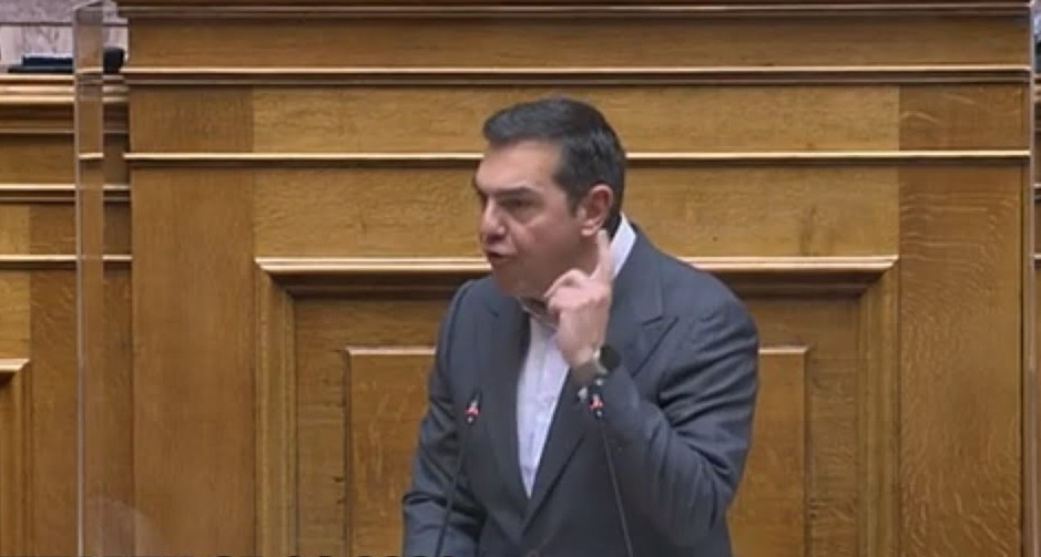 Η μομφή, οι υποκλοπές και το αυτογκόλ
