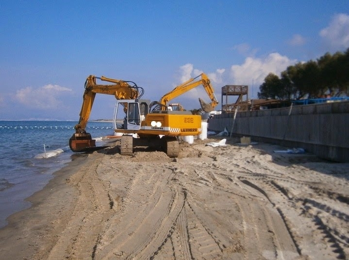 Ένα ανίσχυρο κράτος στην αυθαιρεσία