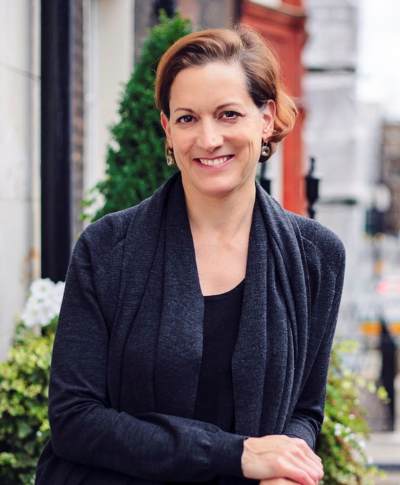 Αnne Applebaum: ένα χρόνο μετά, στην Ουκρανία. Αποκλειστική συνέντευξη