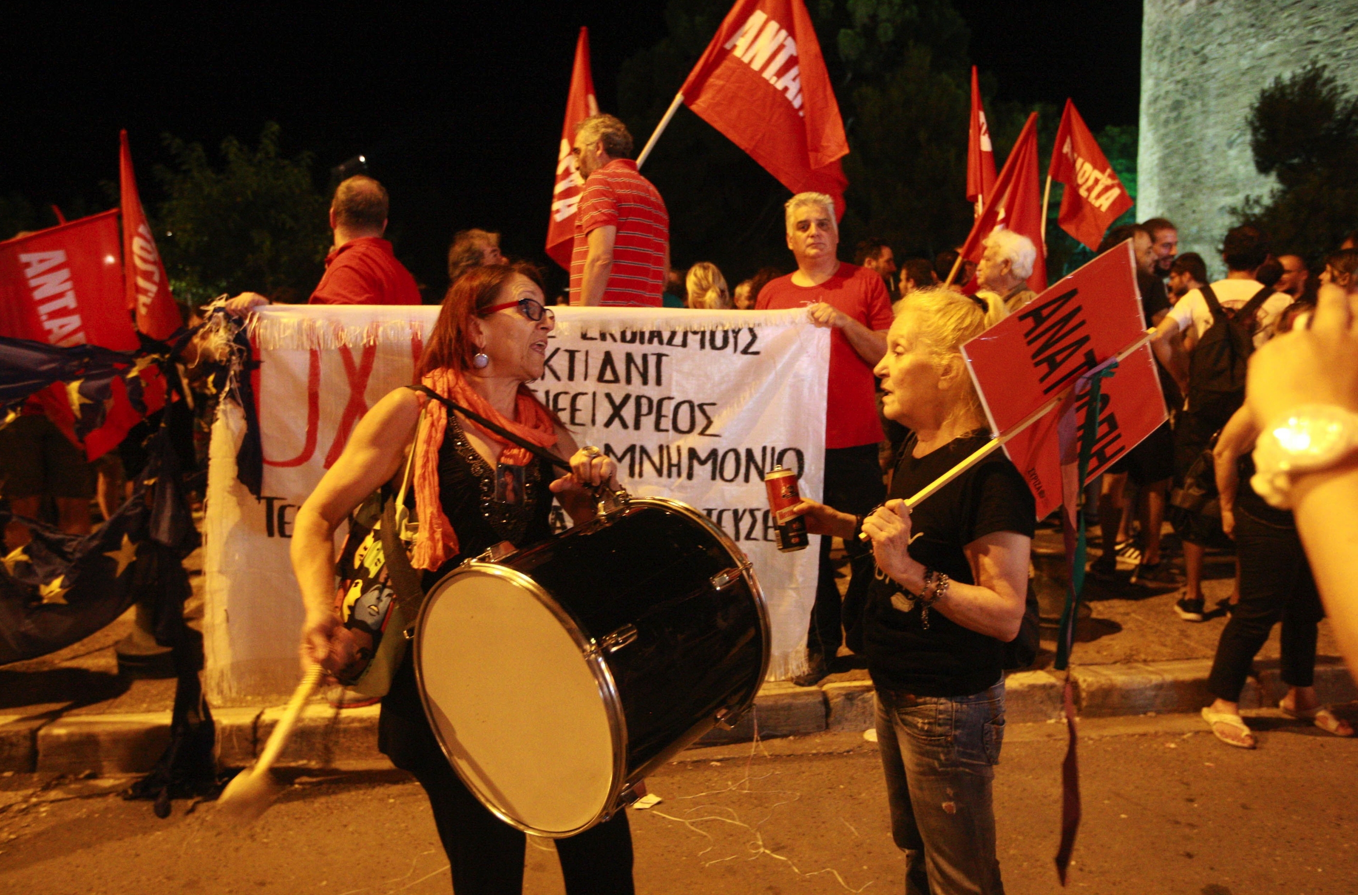 Μια κραυγαλέα εσωτερική αντίφαση του Συντάγματός μας