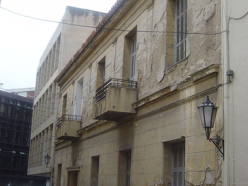 Η πόλη και οι άνθρωποί της: διαδρομές