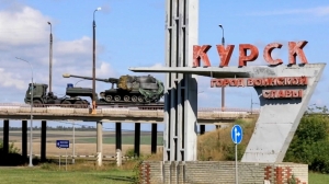 &Rho;&omega;&sigma;&iota;&kappa;ά ά&rho;&mu;&alpha;&tau;&alpha; &mu;ά&chi;&eta;&sigmaf; &sigma;&tau;&omicron; &Kappa;&omicron;&upsilon;&rho;&sigma;&kappa;, &sigma;&epsilon; &mu;&iota;&alpha; &pi;&rho;&omicron;&sigma;&pi;ά&theta;&epsilon;&iota;&alpha; &tau;&eta;&sigmaf; &Rho;&omega;&sigma;ί&alpha;&sigmaf; &nu;&alpha; &alpha;&mu;&upsilon;&nu;&theta;&epsilon;ί έ&nu;&alpha;&nu;&tau;&iota; &tau;&omega;&nu; &omicron;&upsilon;&kappa;&rho;&alpha;&nu;&iota;&kappa;ώ&nu; &delta;&upsilon;&nu;ά&mu;&epsilon;&omega;&nu;. &Chi;&iota;&lambda;&iota;ά&delta;&epsilon;&sigmaf; &Omicron;&upsilon;&kappa;&rho;&alpha;&nu;&omicron;ί &pi;&omicron;&lambda;&epsilon;&mu;&omicron;ύ&nu; &sigma;&tau;&omicron; &rho;&omega;&sigma;&iota;&kappa;ό έ&delta;&alpha;&phi;&omicron;&sigmaf; &mu;&epsilon;&tau;ά &tau;&eta;&nu; &alpha;&iota;&phi;&nu;&iota;&delta;&iota;&alpha;&sigma;&tau;&iota;&kappa;ή &delta;&iota;&alpha;&sigma;&upsilon;&nu;&omicron;&rho;&iota;&alpha;&kappa;ή &epsilon;&pi;ί&theta;&epsilon;&sigma;&eta; &pi;&omicron;&upsilon; &epsilon;&xi;&alpha;&pi;έ&lambda;&upsilon;&sigma;&epsilon; &sigma;&tau;&iota;&sigmaf; 6 &Alpha;&upsilon;&gamma;&omicron;ύ&sigma;&tau;&omicron;&upsilon; &tau;&omicron; &Kappa;ί&epsilon;&beta;&omicron;.