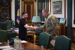 &Omicron; &omicron;&upsilon;&kappa;&rho;&alpha;&nu;ό&sigmaf; &pi;&rho;ό&epsilon;&delta;&rho;&omicron;&sigmaf; &Beta;&omicron;&lambda;&omicron;&nu;&tau;ί&mu;&iota;&rho; &Zeta;&epsilon;&lambda;έ&nu;&sigma;&kappa;&iota; &kappa;&alpha;&iota; &omicron; &epsilon;&pi;&iota;&kappa;&epsilon;&phi;&alpha;&lambda;ή&sigmaf; &tau;&eta;&sigmaf; &Upsilon;&pi;&eta;&rho;&epsilon;&sigma;ί&alpha;&sigmaf; &Alpha;&sigma;&phi;&alpha;&lambda;&epsilon;ί&alpha;&sigmaf; &tau;&eta;&sigmaf; &Omicron;&upsilon;&kappa;&rho;&alpha;&nu;ί&alpha;&sigmaf;, &Beta;&alpha;&sigma;ί&lambda; &Mu;&alpha;&lambda;&iota;&omicron;ύ&kappa;, &alpha;&mu;έ&sigma;&omega;&sigmaf; &mu;&epsilon;&tau;ά &tau;&alpha; &chi;&tau;&upsilon;&pi;ή&mu;&alpha;&tau;&alpha; &mu;&epsilon; drones &rho;&omega;&sigma;&iota;&kappa;ώ&nu; &pi;&omicron;&lambda;&epsilon;&mu;&iota;&kappa;ώ&nu; &alpha;&epsilon;&rho;&omicron;&sigma;&kappa;&alpha;&phi;ώ&nu;.