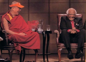 2004, &Beta;&alpha;&nu;&kappa;&omicron;ύ&beta;&epsilon;&rho;, &Kappa;&alpha;&nu;&alpha;&delta;ά&sigmaf;. &Omicron; &Nu;&tau;έ&sigma;&mu;&omicron;&nu;&tau; &Tau;&omicron;ύ&tau;&omicron;&upsilon; &sigma;&upsilon;&nu;&alpha;&nu;&tau;&iota;έ&tau;&alpha;&iota; &mu;&epsilon; &tau;&omicron;&nu; &Delta;&alpha;&lambda;ά&iota; &Lambda;ά&mu;&alpha;, &sigma;&tau;&omicron;&nu; &alpha;&gamma;ώ&nu;&alpha; &tau;&omicron;&upsilon; &omicron;&pi;&omicron;ί&omicron;&upsilon; ή&tau;&alpha;&nu; έ&nu;&theta;&epsilon;&rho;&mu;&omicron;&sigmaf; &omicron;&pi;&alpha;&delta;ό&sigmaf;.