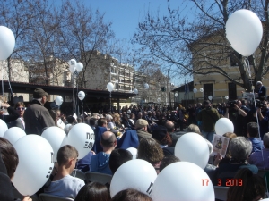 17 &Mu;&alpha;&rho;&tau;ί&omicron;&upsilon; 2019, &Theta;&epsilon;&sigma;&sigma;&alpha;&lambda;&omicron;&nu;ί&kappa;&eta;. &Sigma;&tau;&eta;&nu; &pi;&omicron;&rho;&epsilon;ί&alpha; &mu;&nu;ή&mu;&eta;&sigmaf; &tau;&eta;&sigmaf; &alpha;&nu;&alpha;&chi;ώ&rho;&eta;&sigma;&eta;&sigmaf; &tau;&omicron;&upsilon; &pi;&rho;ώ&tau;&omicron;&upsilon; &sigma;&upsilon;&rho;&mu;&omicron;ύ &gamma;&iota;&alpha; &tau;&omicron; Ά&omicron;&upsilon;&sigma;&beta;&iota;&tau;&sigmaf;, &tau;&omicron;&nu; &Mu;ά&rho;&tau;&iota;&omicron; &tau;&omicron;&upsilon; 1943. &Delta;&epsilon;&xi;&iota;ά, &sigma;&tau;&omicron;. &beta;ά&theta;&rho;&omicron; &tau;&omicron;&upsilon; &omicron;&mu;&iota;&lambda;&eta;&tau;ή, &omicron; &tau;ό&tau;&epsilon; &delta;ή&mu;&alpha;&rho;&chi;&omicron;&sigmaf; &Gamma;&iota;ά&nu;&nu;&eta;&sigmaf; &Mu;&pi;&omicron;&upsilon;&tau;ά&rho;&eta;&sigmaf;. 